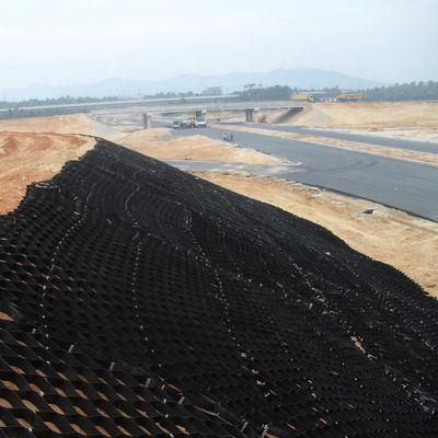 Protéger les pentes des hôtels en géocelle HDPE pour la stabilisation du gravier et le réseau de gravier des allées