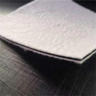 Top- Geomembrane composite en PVC avec une épaisseur de 0,1 mm à 2 mm et une largeur de 1 m à 8 m