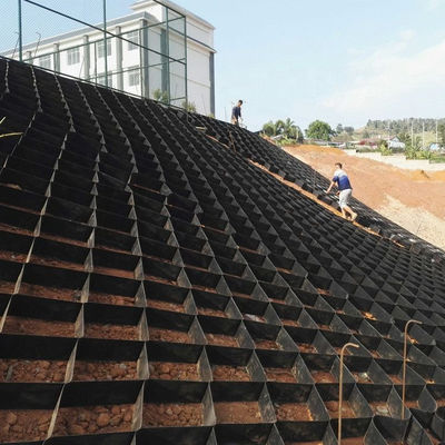 Géocelle en plastique HDPE pour la protection des pentes dans le réseau terrestre des hôtels en noir