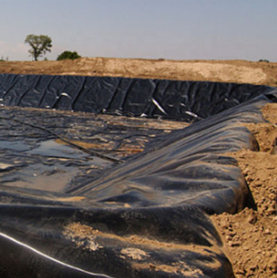 Geomembrane en HDPE Noir Blanc Bleu Vert 1,0 mm 1,5 mm 2 mm pour les aquariums de poissons
