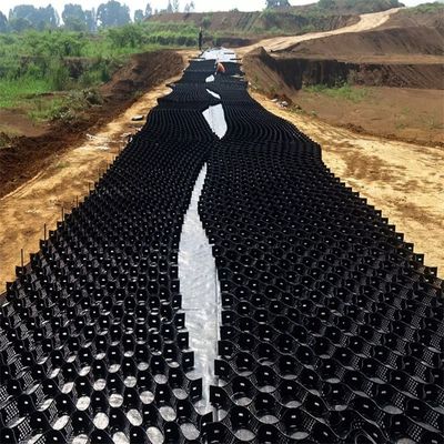 1000-1420N / 10CM résistance à l' écaillage géocellulés en HDPE pour allées en gravier
