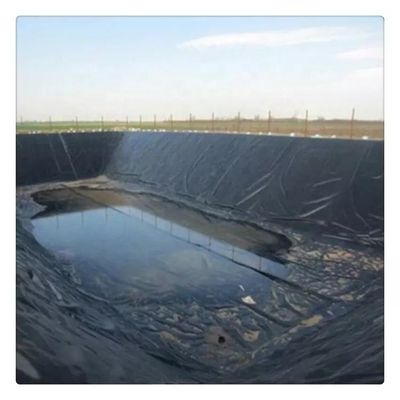 Géomembranes 1 mm 2 mm étanche à l'eau réservoir de remplissage de barrage de la piscine piscine de poisson étang de la ferme de la ligne HDPE