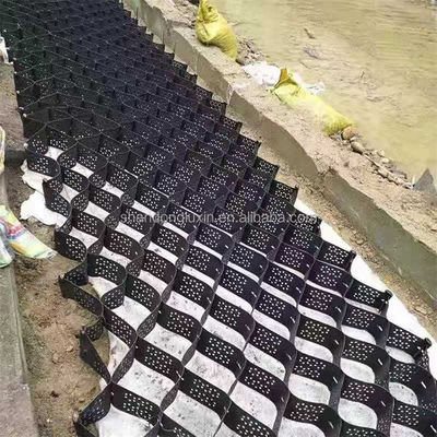 Réseau de géocellules de stabilisation du sol pour le renforcement du sol et le soutien des murs de soutènement