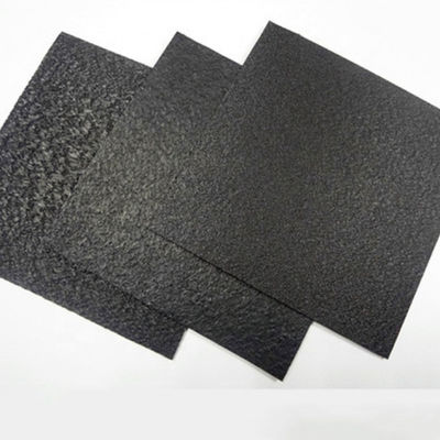 1m-8m largeur géomembrane HDPE pour étangs de koi et jardins d'eau surface lisse / texturée