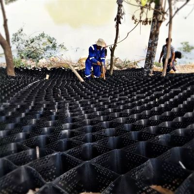 Murs de soutènement en plastique pour la stabilisation du sol routier