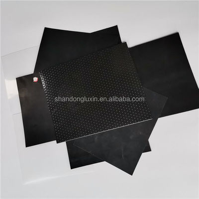 Géomembranes en PEHD imperméables pour décharges Longueur 50-200 m Épaisseur 0,3 mm-3,0 mm Durable