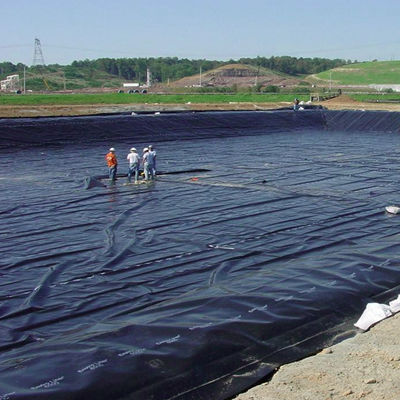 Géomembrane à haute densité pour étang de poisson barrage de lagon liner 1 mm 2 mm 3 mm surface lisse