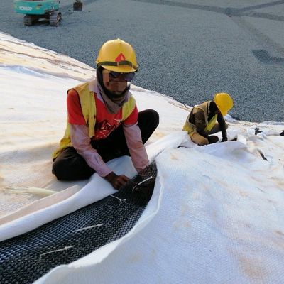 Système de drainage composite de 30 m de long avec géotextile et épaisseur de 7 mm