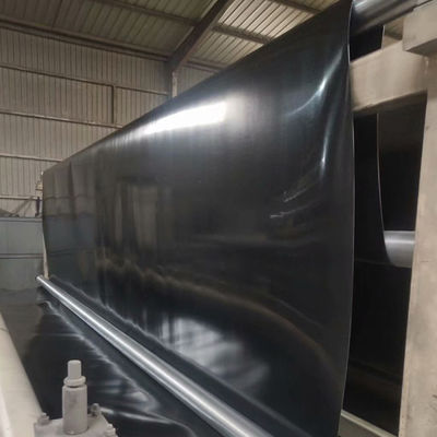 Geomembrane en PEHD rouleaux de revêtement d'étang 0,5 mm Épaisseur géomembrane pour décharge Longueur 50m-100m