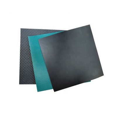 0.5mm HDPE géomembrane pour l'élevage de crevettes de poisson en noir blanc bleu vert personnalisé