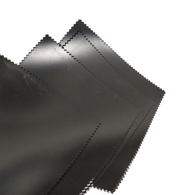 L'évier à géomembrane industriel en PEHD est recouvert d'un revêtement d'épaisseur de 0,2 mm à 3 mm pour la gestion de l'eau.