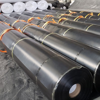 0.1mm-2.5mm HDPE Geomembrane Liner pour les étangs formation sur place et une excellente durabilité