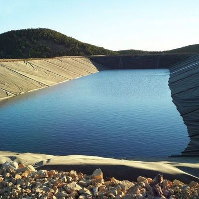 40mil LLDPE imperméable à l'eau EDPM PEHD LDPE HDPE Damme à rouleaux lisses d'étang Geomembrane liner pour piscine 0,15 mm