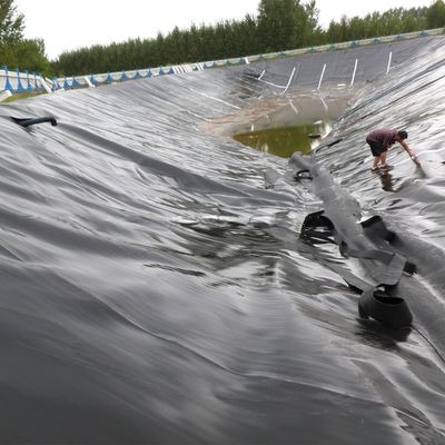 Vente directe Geomembrane lisse en HDPE avec formation sur place et épaisseur de 0,1 mm à 2,5 mm
