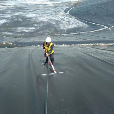 Liner d'étang pour étangs de pisciculture à géomembranes en HDPE blanc et à longue durée de vie