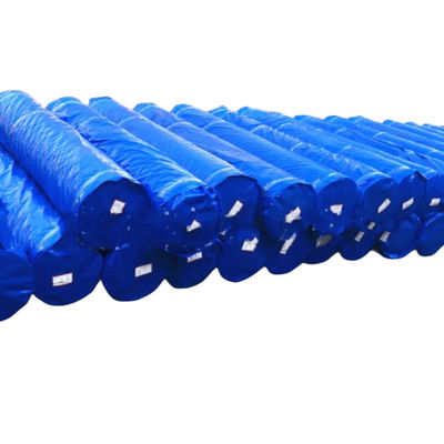 Protégez vos objets de la pluie et de la poussière avec une bâche bleue résistante aux basses températures