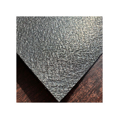 Géomembrane texturée noire de 1 mm et 2 mm d'épaisseur pour prévenir les fuites en aquaculture