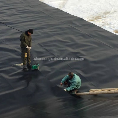 0.75mm Aquaculture PE Geomembrane Liner d'étang pour les poissons crevettes pièces de rechange gratuites incluses
