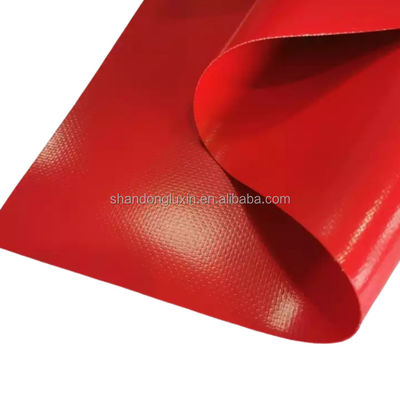 650 grammes de bâches en PVC pour camions Tente de tentes Nombre de fils 500D-1500D Rouleau de toile en plastique