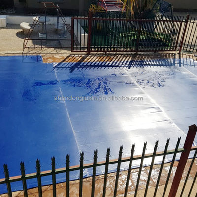 Polychlorure de polyvinyle résistant aux rayons UV Épaisseur 0,8 mm-1,50 mm Nombre de fils 500D*200D