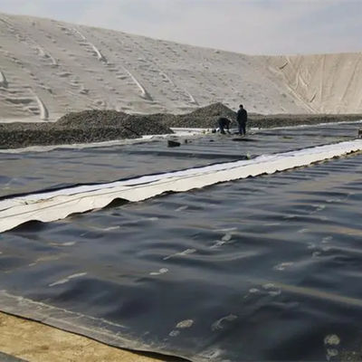 Liner de barrage en PEHD pour projet de décharge industrielle Capacité de solution Conception graphique réalisée