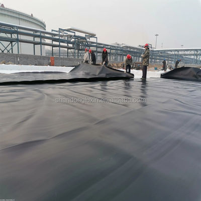 ASTM GRI-GM13 Géomembrane HDPE standard de 1 mm pour les applications dans les étangs de poissons et les décharges