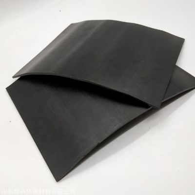 0Épaisseur de.1 mm-2.5 mm Équipement de revêtement de bassin de géomembrane industrielle pour le design