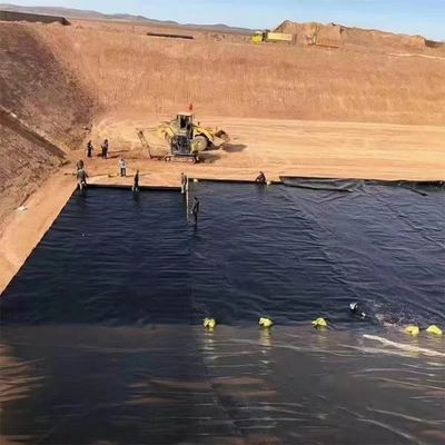 Membranes géomembranes en HDPE doubles et lisses de 2,0 mm, imperméables pour la protection de l'environnement