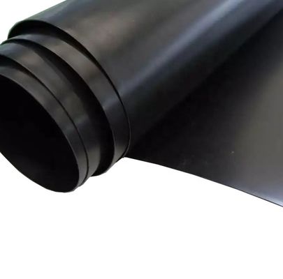 30 mil 60 mil 1 mm HDPE Géomembranes noires et brillantes pour les réservoirs d'eau