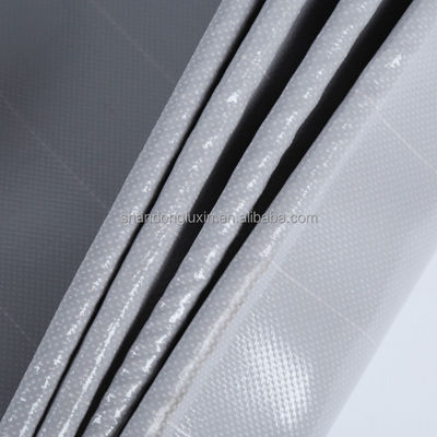 Ruloir de bâche en PVC non tissé pour travaux extérieurs lourds Protecteur imperméable à la pluie